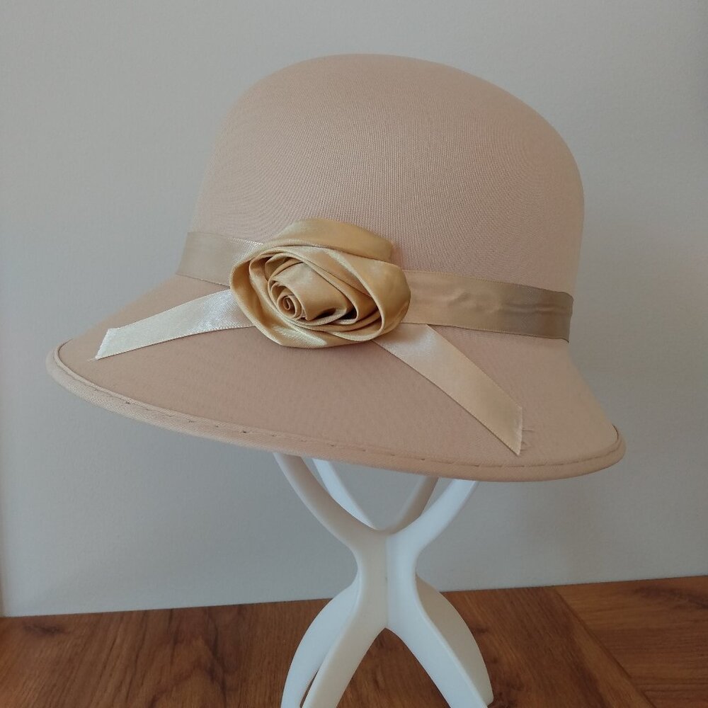 Vintage Cloche Hat Taupe with Satin Ribbon Flower Retro 70s Does 20s Style